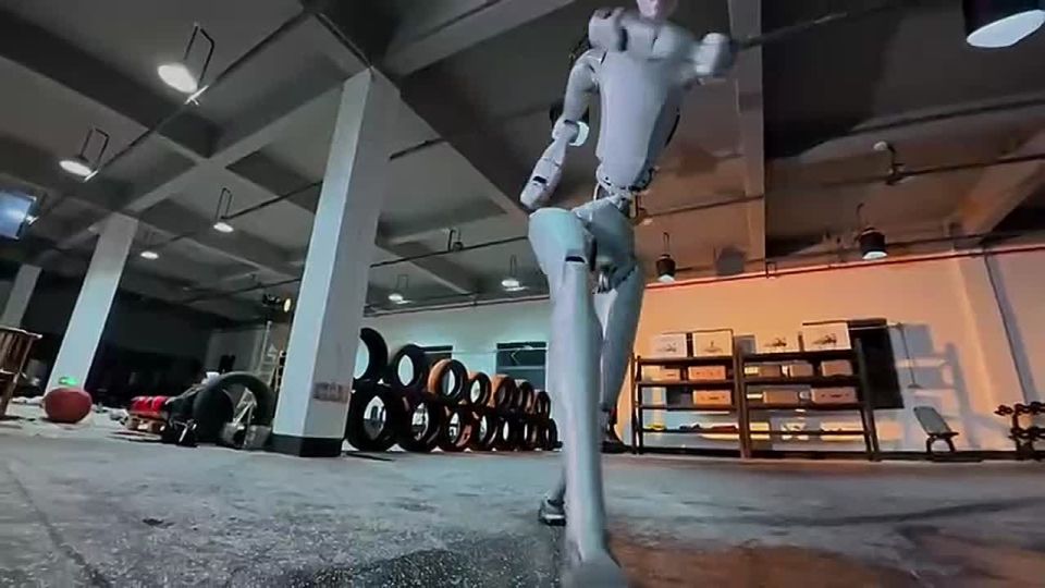 ���� �� ������� ������� ��������������� �������� ��������� Unitree ��������� � ������ ������ ����� ����������� ������ H2 � ������������������ ����������� ����� ������ � �����������