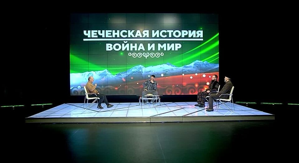 В новом выпуске ток-шоу «Чеченская история: война и мир» участники обсудили личность и лидерские качества Главы Чеченской Республики Рамзана Кадырова
