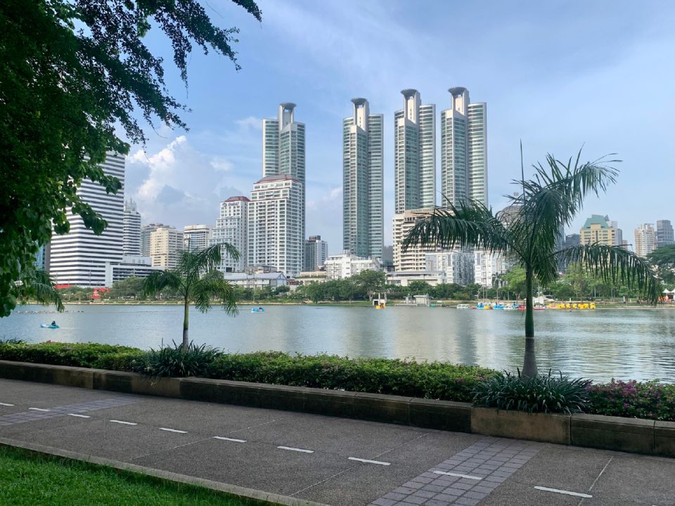 Бангкок: Город контрастов с богатой историей и уникальной кухней