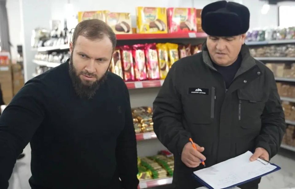 По поручению Главы ЧР, Героя России Рамзана Кадырова в рамках борьбы с необоснованным ростом цен на социально значимые продукты в секторе N6 Грозненского муниципального района, куратором которого является Майрбек Хасиев... По поручению Главы ЧР, Героя России Рамзана Кадырова в рамках борьбы с необоснованным ростом цен на социально значимые продукты в секторе N6 Грозненского муниципального района, куратором которого является Майрбек Хасиев...
