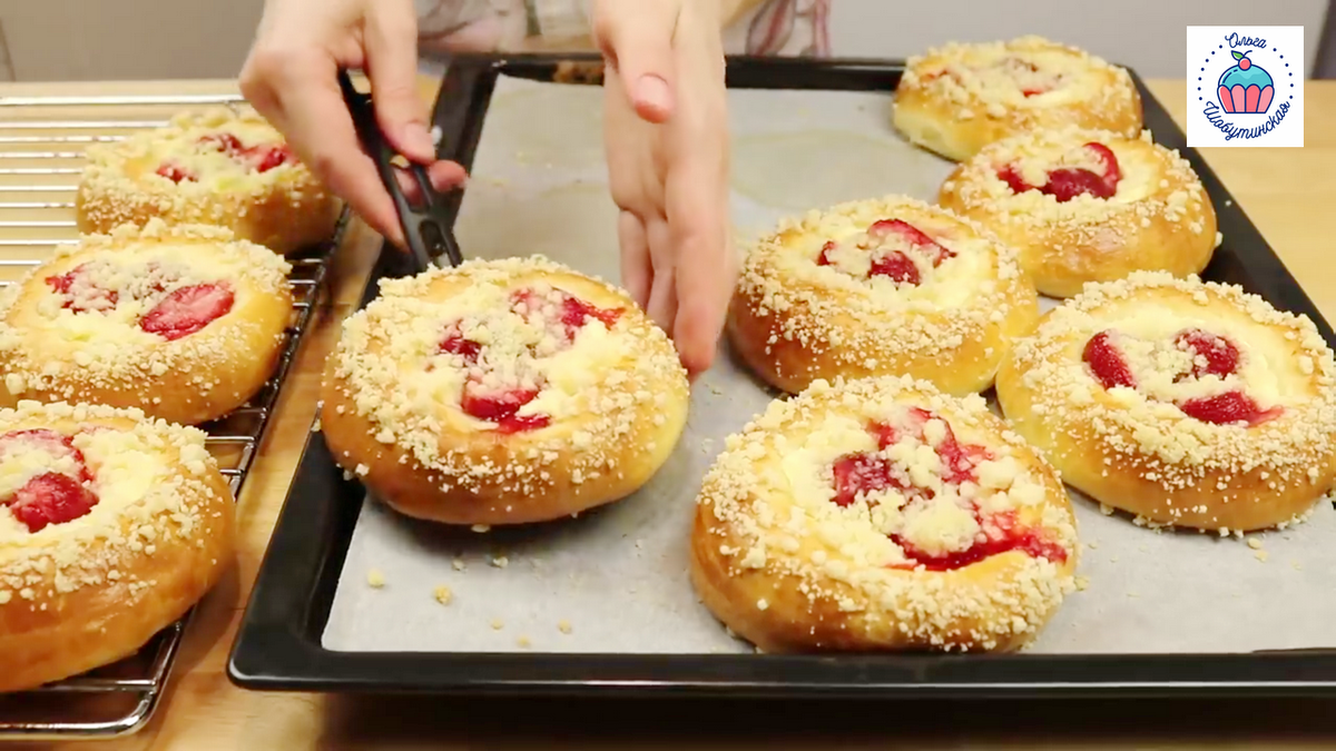 Воздушные ватрушки с творогом: нежность и вкус в каждой булочке