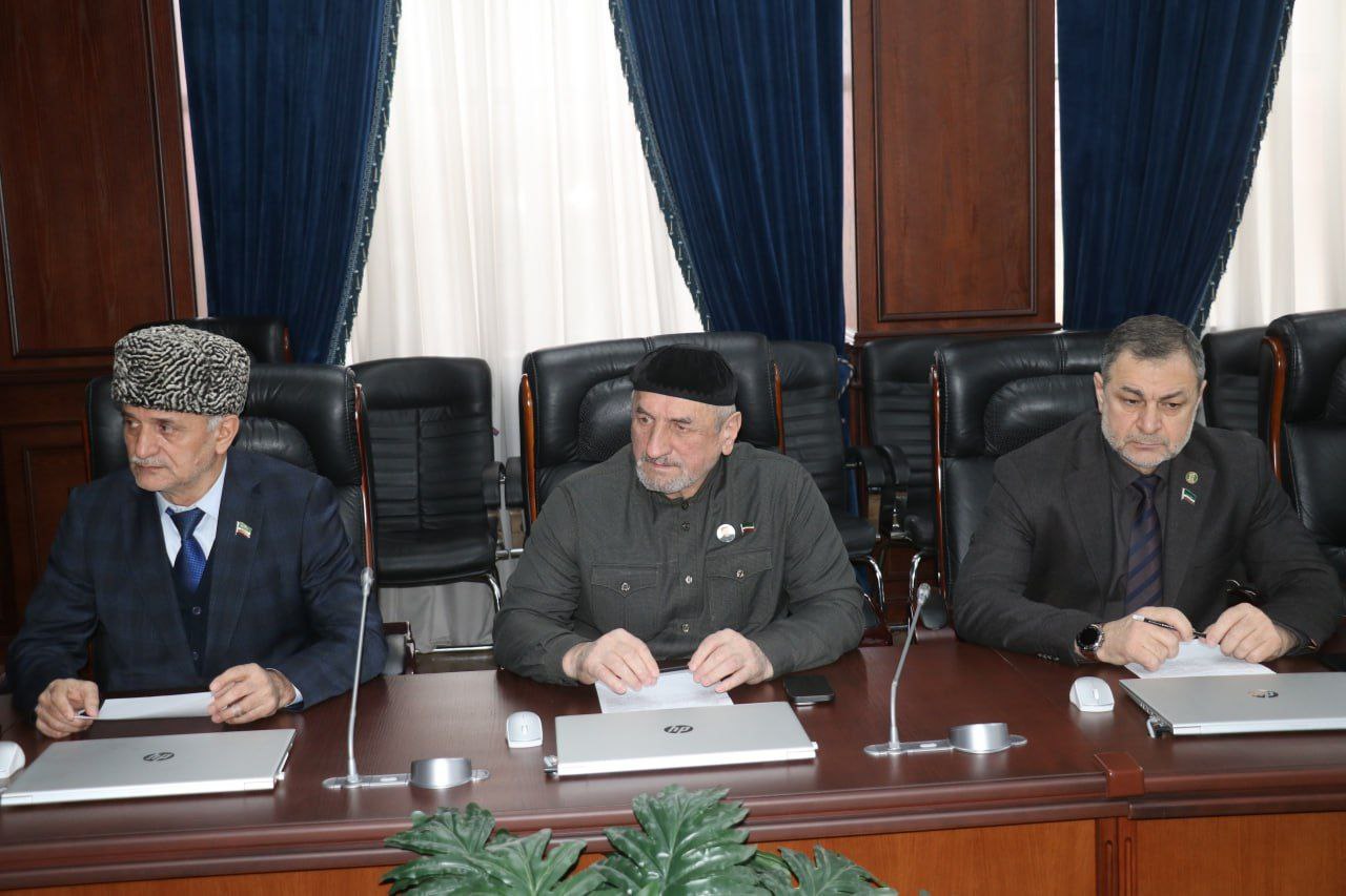 Состоялось заседание Комитета по бюджету, банкам и налогам Состоялось заседание Комитета по бюджету, банкам и налогам