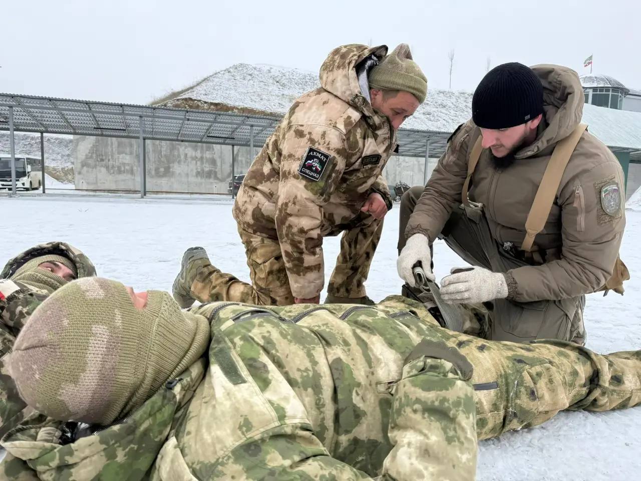 В филиале Центра «ВОИН» в Чеченской Республике под руководством опытных инструкторов проводится комплексная подготовка добровольцев перед их отправкой в зону СВО В филиале Центра «ВОИН» в Чеченской Республике под руководством опытных инструкторов проводится комплексная подготовка добровольцев перед их отправкой в зону СВО