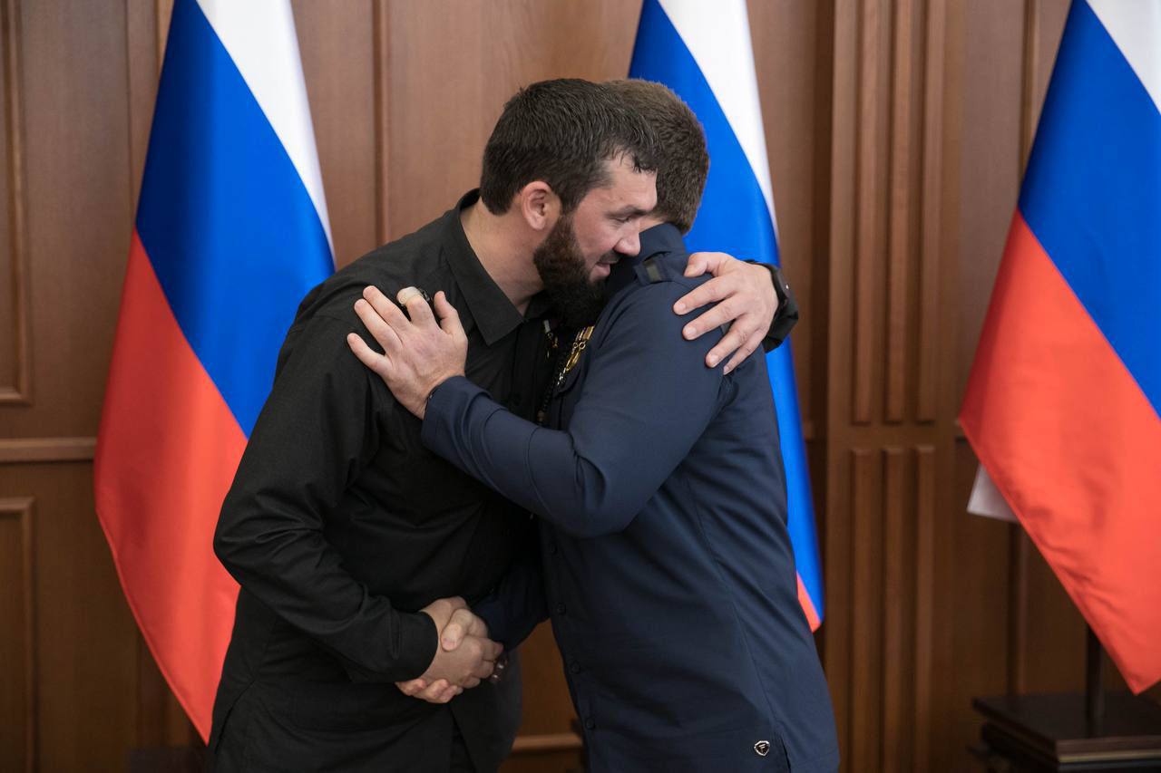 Магомед Даудов: Уважаемый РАМЗАН АХМАТОВИЧ! ДОРОГОЙ БРАТ! Примите мои самые искренние слова признательности за Ваши тёплые поздравления и столь высокую оценку моей деятельности на созидательном Пути нашего Первого...