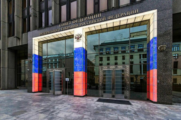 ������ ��������� ����������� ����� �������� � ��������� ������