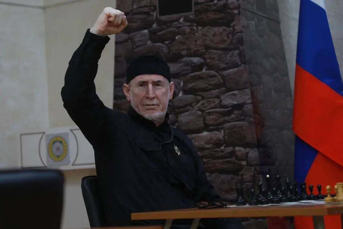 Министерство Чеченской Республики по национальной политике, внешним связям, печати и информации совместно с Федерацией шахмат ЧР и региональным отделением Общероссийской общественной организации «Союз пенсионеров России» по... Министерство Чеченской Республики по национальной политике, внешним связям, печати и информации совместно с Федерацией шахмат ЧР и региональным отделением Общероссийской общественной организации «Союз пенсионеров России» по...