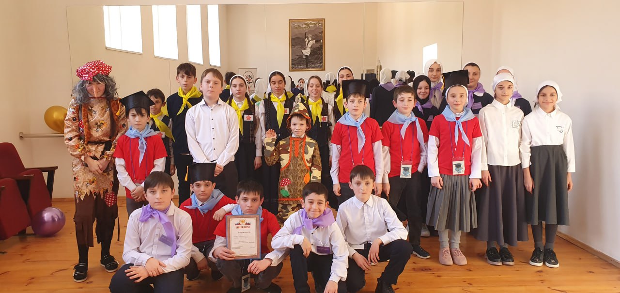 «Знать избирательное право – твое право!»: Деловая игра собрала юных избирателей Итум-Калинского района «Знать избирательное право – твое право!»: Деловая игра собрала юных избирателей Итум-Калинского района