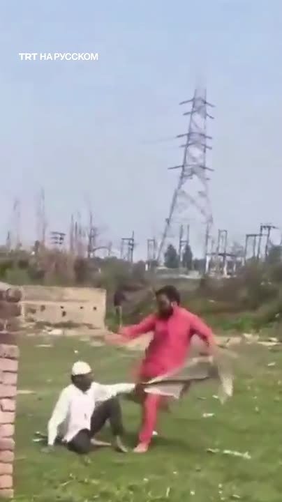 В индийском штате Уттаракханд пожилой мусульманин по имени Билал подвергся жестокому нападению во время молитвы на открытом поле в Рудрапуре