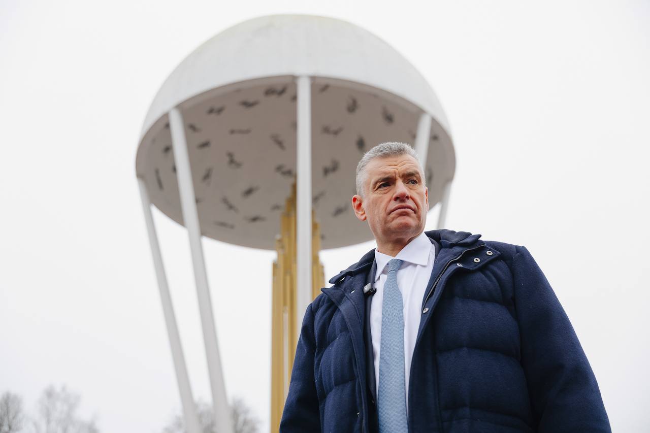 Леонид Слуцкий: Сегодня в Пскове проводим третий всероссийский форум содействия СВО «Плечом к плечу. За Русскую Победу!» Леонид Слуцкий: Сегодня в Пскове проводим третий всероссийский форум содействия СВО «Плечом к плечу. За Русскую Победу!»