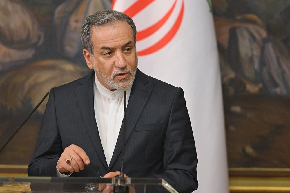 МИД Ирана пообещал, что мир «увидит нового Верховного лидера в течение одного или двух дней»