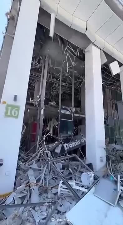 Тель-Авив после ударов иранских ракет