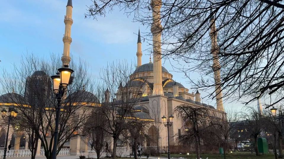 В Грозном продолжаются коллективные ифтары в месяц Рамадан