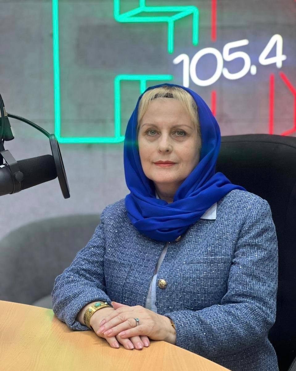 В современном обществе, где социальные сети и общественное мнение играют столь значимую роль, многие из нас сталкиваются с ситуацией, когда мнение окружающих становится решающим в принятии решений