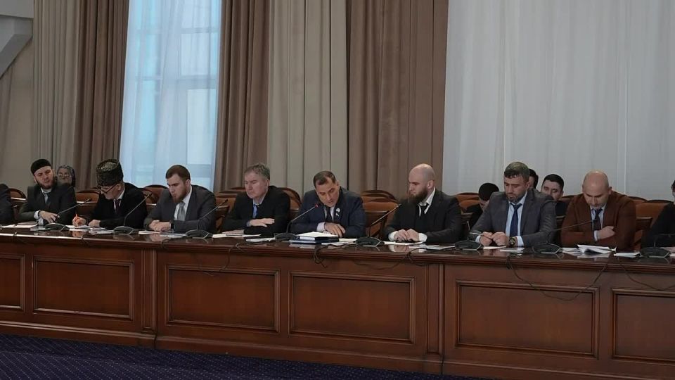 Магомед Даудов: Дорогие друзья! Провёл совещание по вопросам подготовки к выборам 2026 года