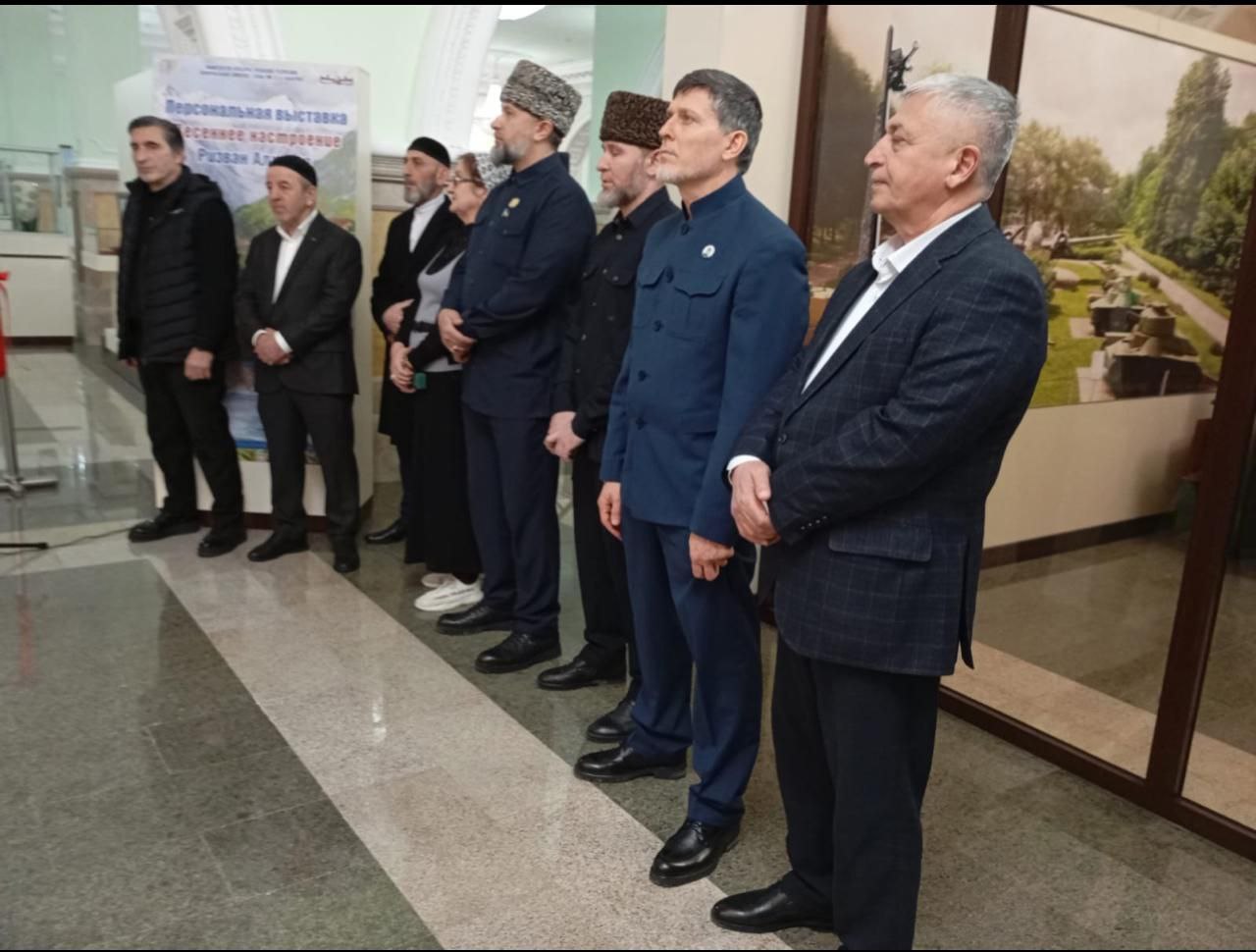 Депутаты приняли участие в открытии выставки «Весеннее настроение» Депутаты приняли участие в открытии выставки «Весеннее настроение»