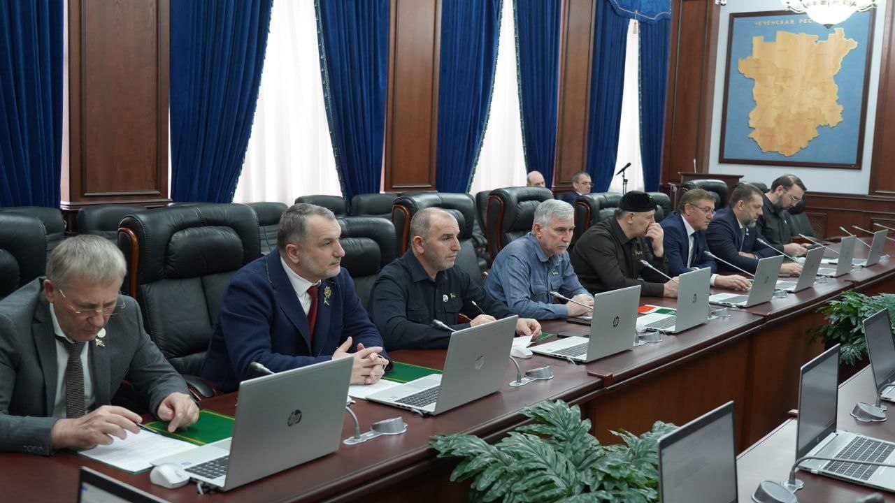 Шаид Жамалдаев провел 103-е заседание Совета Парламента Чеченской Республики Шаид Жамалдаев провел 103-е заседание Совета Парламента Чеченской Республики