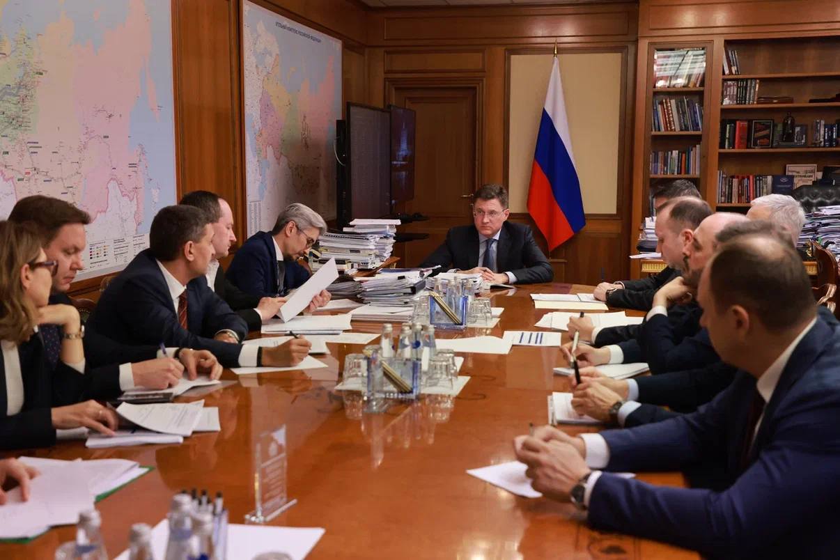 Александр Новак провел совещание по энергосбытовой деятельности в СКФО Александр Новак провел совещание по энергосбытовой деятельности в СКФО