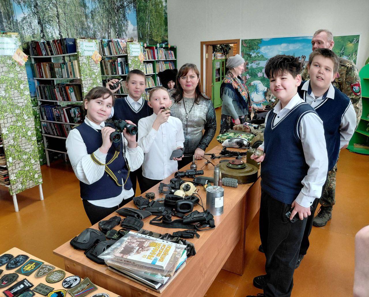 Председатель Совета ветеранов Восточно-Сибирского ЛУ МВД России на транспорте Сергей Желнов принял участие в проведении урока Мужества Председатель Совета ветеранов Восточно-Сибирского ЛУ МВД России на транспорте Сергей Желнов принял участие в проведении урока Мужества