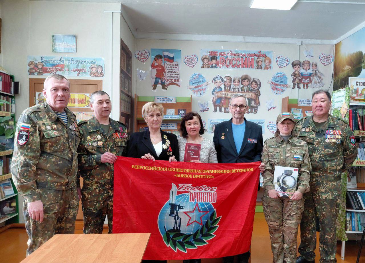 Председатель Совета ветеранов Восточно-Сибирского ЛУ МВД России на транспорте Сергей Желнов принял участие в проведении урока Мужества