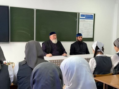 Встреча с учащимися СОШ с. Новотерское Наурского района