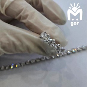 Две сестры попытались вывезти в Турцию через Грозный бриллианты почти на 6 миллионов