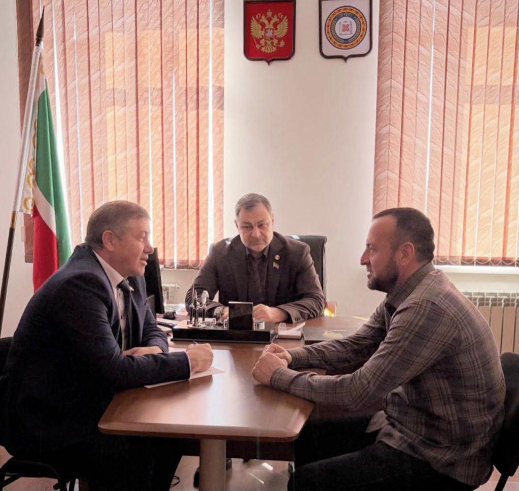 Депутаты побывали в городе Серноводское