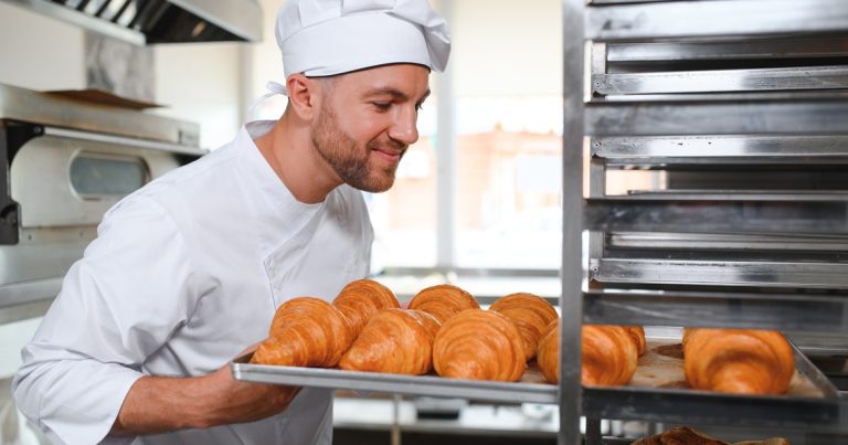 Пекарни на каждый угол: Как пандемия изменила рынок хлебобулочных изделий в Москве