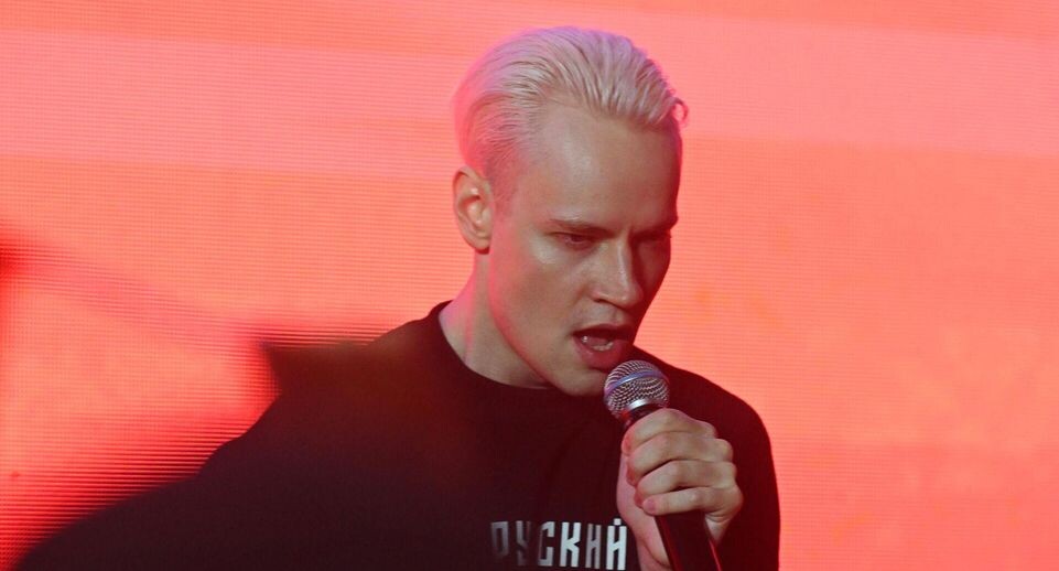 Как российским артистам сохранить свои англоязычные псевдонимы