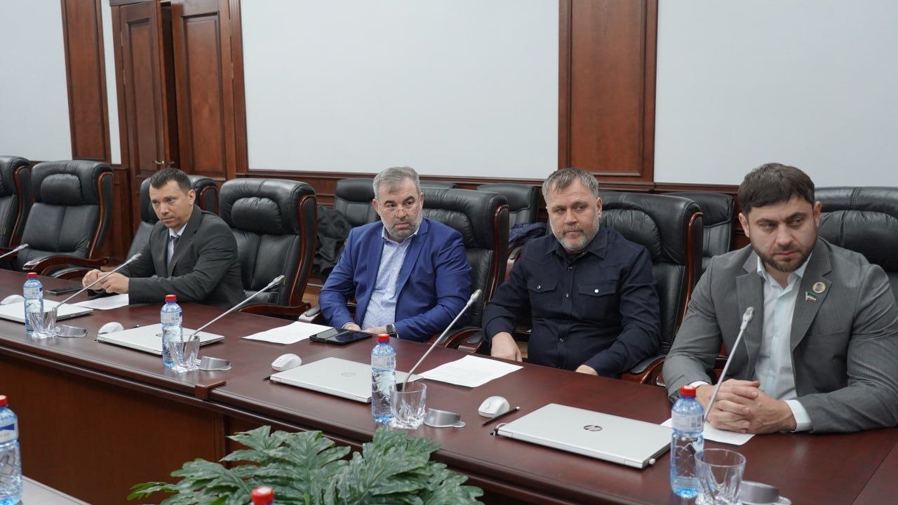 Заседание Комитета по вопросам законности, правопорядка и безопасности Заседание Комитета по вопросам законности, правопорядка и безопасности