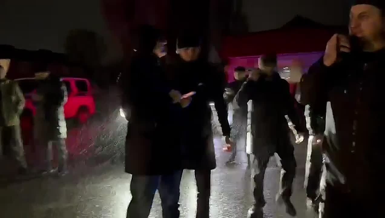 Река Гумс вышла из берегов, в результате чего подтоплен поселок Кундухово в городе Гудермес