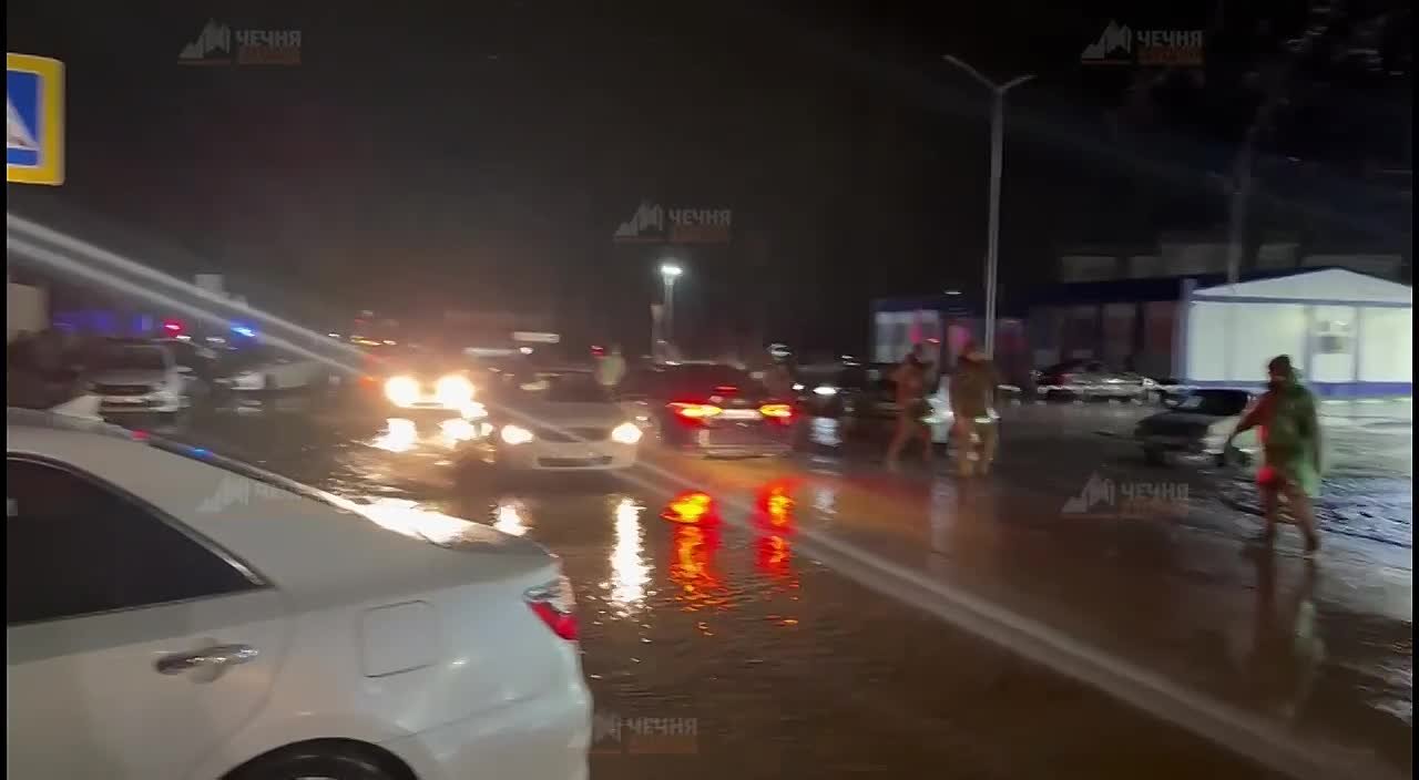 Посёлок Кундухово затоплен в результате выхода из берегов реки Гумс