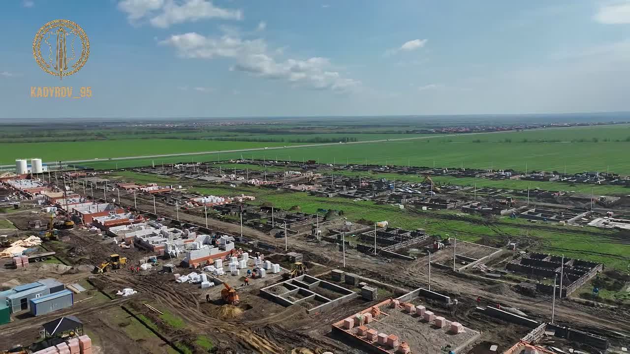 Рамзан Кадыров: в Чеченской Республике возводится 127 индивидуальных жилых домов для семей, пострадавших от проливных дождей