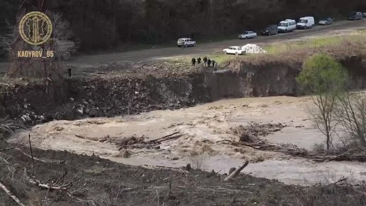 Глава Чечни Рамзан Кадыров поручил максимально быстро восстановить автомобильную дорогу в окрестностях Ярыш-Марды