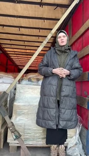 В Республику Дагестан из Чеченской Республики направили семь фур с гуманитарной помощью от непобеждённого чемпиона UFC Хамзата Чимаева