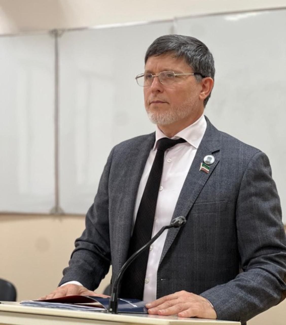 Юсуп Талхигов встретился со студентами ЧГУ