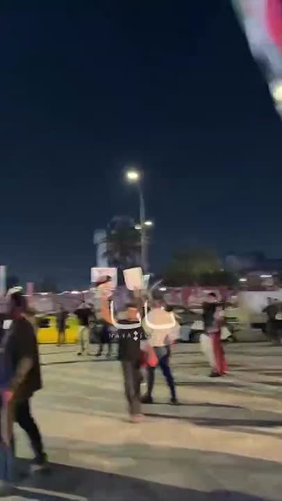 Иракцы начали праздновать победу Ирана над США