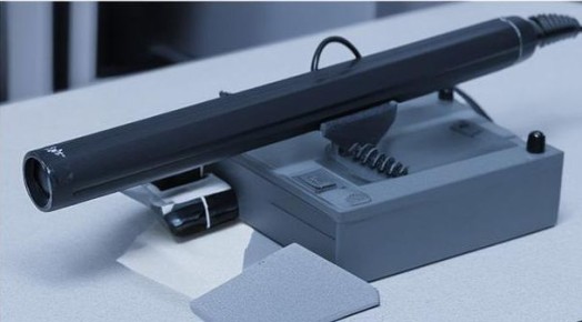 Изобилие параллельных линий: изготовление лазерного указателя своими руками