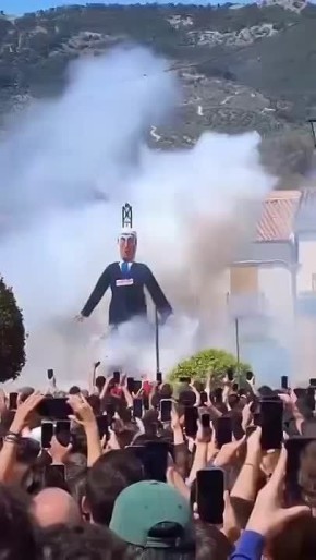 В Испании расправились с чучелом Нетаньяху