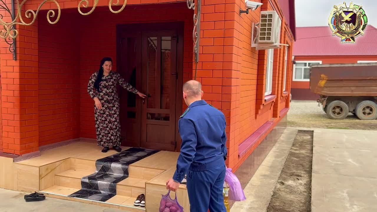 Забота о детях. Во исполнение поручения прокурора республики Арсана Адаева работниками Шатойской межрайонной прокуратуры осуществлен выезд по месту жительства ребенка-инвалида