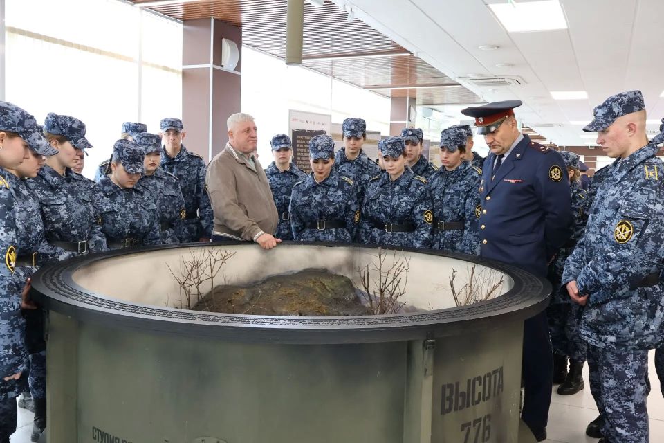 Сенаторы Совета Федерации Федерального Собрания Российской Федерации и Координационный совет по делам молодежи УИС организовали патриотическое мероприятие ко Дню Победы Сенаторы Совета Федерации Федерального Собрания Российской Федерации и Координационный совет по делам молодежи УИС организовали патриотическое мероприятие ко Дню Победы