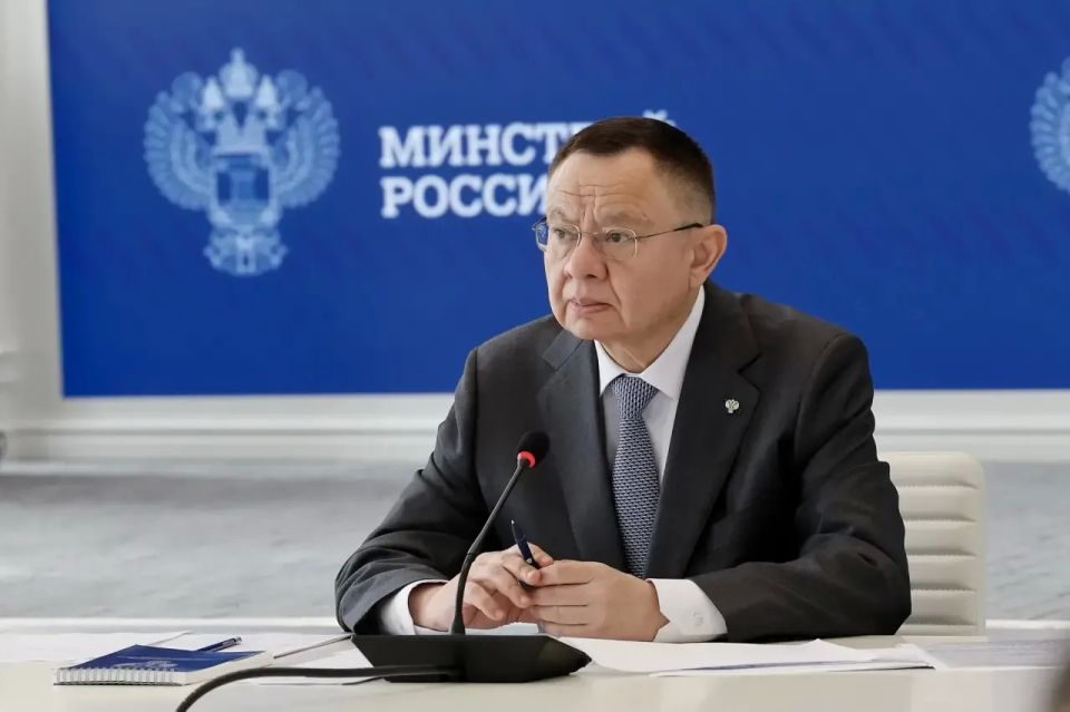 В Минстрое России прошло еженедельное оперативное совещание под председательством Министра строительства и ЖКХ РФ Ирека Файзуллина В Минстрое России прошло еженедельное оперативное совещание под председательством Министра строительства и ЖКХ РФ Ирека Файзуллина