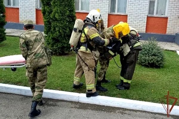 Пожарно-тактическое занятие Росгвардии и МЧС прошло в Чеченской Республике Пожарно-тактическое занятие Росгвардии и МЧС прошло в Чеченской Республике