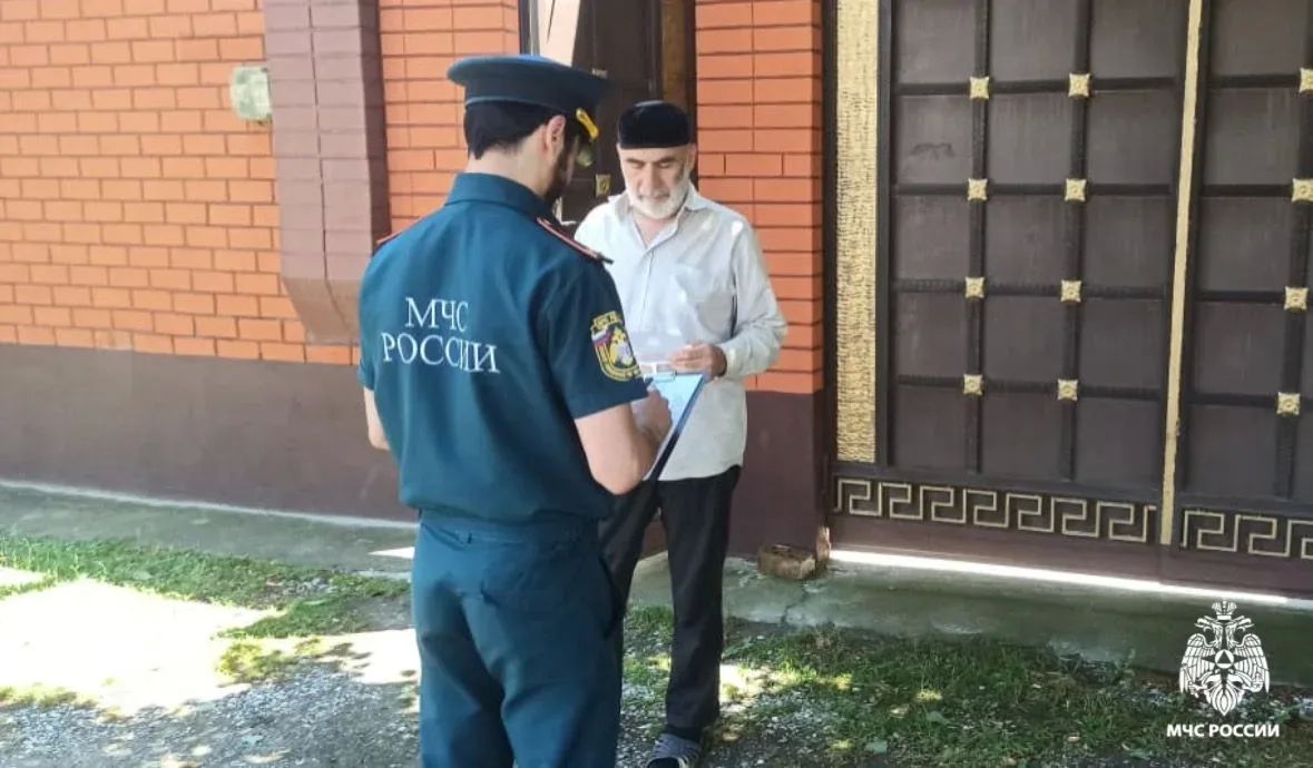 Жителей Гудермеса призвали соблюдать правила пожарной безопасности Жителей Гудермеса призвали соблюдать правила пожарной безопасности