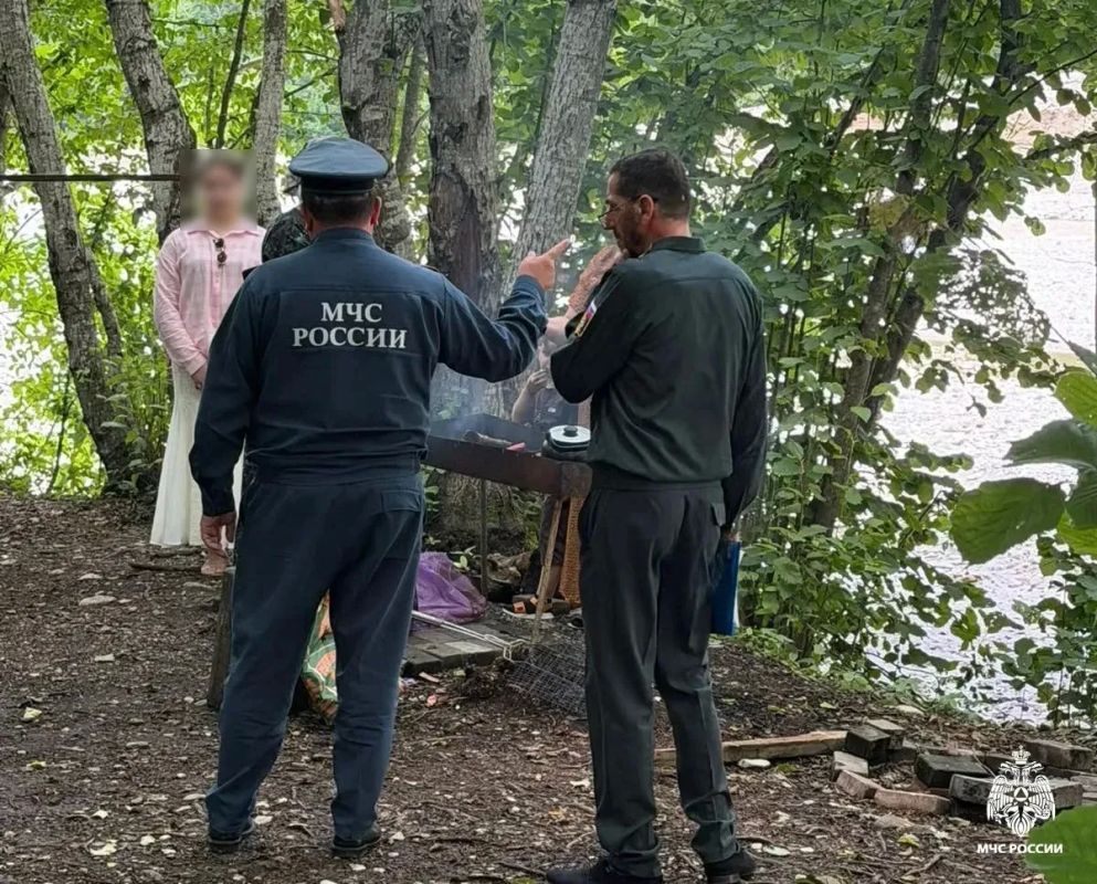 В Чеченской Республике проводится масштабная акция по профилактике пожаров В Чеченской Республике проводится масштабная акция по профилактике пожаров