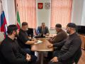 Имам-Али Махмутхажиев провел прием граждан в Серноводском районе