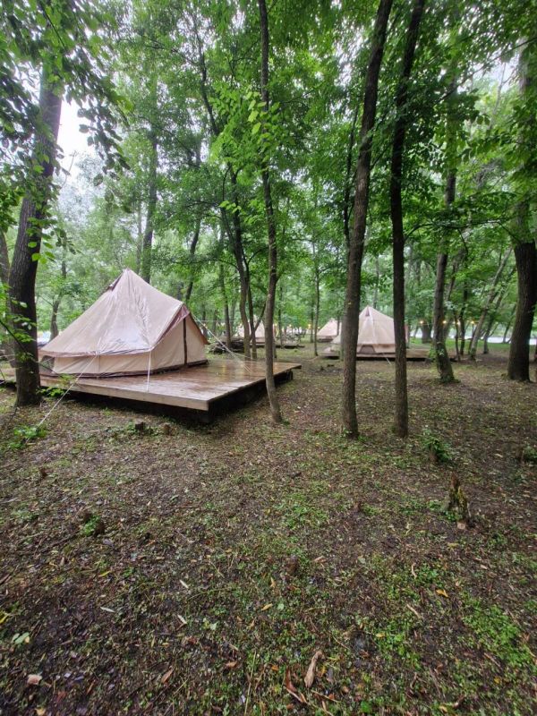 В рамках Года горных районов и развития малого и среднего предпринимательства, объявленного Главой Чеченской Республики Рамзаном Кадыровым, в Итум-Калинском районе состоялось открытие двух уникальных туристических объектов:... В рамках Года горных районов и развития малого и среднего предпринимательства, объявленного Главой Чеченской Республики Рамзаном Кадыровым, в Итум-Калинском районе состоялось открытие двух уникальных туристических объектов:...