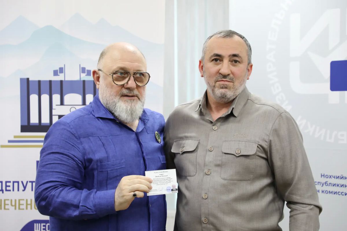 Избирком республики зарегистрировал первых кандидатов в депутаты Госдумы Избирком республики зарегистрировал первых кандидатов в депутаты Госдумы