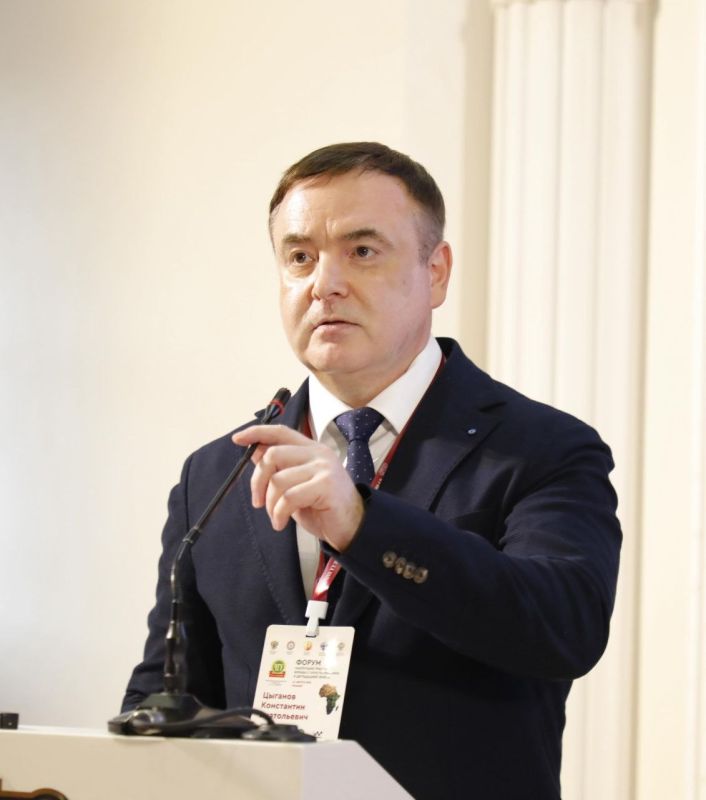На базе Чеченского государственного университета имени А.А. Кадырова стартовал Форум лучших практик борьбы с опустыниванием и деградацией земель в преддверии 17-й сессии Конференции сторон Конвенции ООН по борьбе с... На базе Чеченского государственного университета имени А.А. Кадырова стартовал Форум лучших практик борьбы с опустыниванием и деградацией земель в преддверии 17-й сессии Конференции сторон Конвенции ООН по борьбе с...