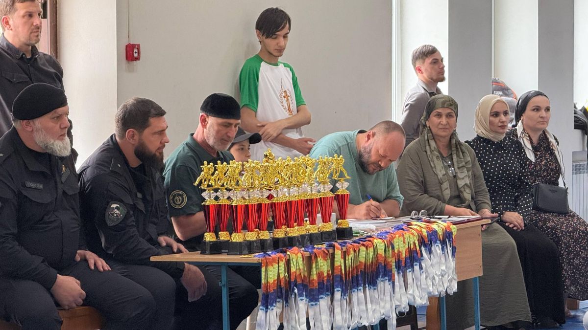 В спортивной школе «Дзюдо-Беркат» состоялся турнир по дзюдо среди младших юношей, организованный Комитетом семей воинов Отечества Чеченской Республики совместно с руководством спортшколы В спортивной школе «Дзюдо-Беркат» состоялся турнир по дзюдо среди младших юношей, организованный Комитетом семей воинов Отечества Чеченской Республики совместно с руководством спортшколы
