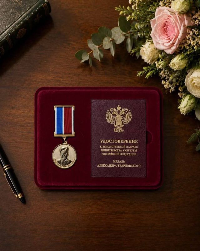 Художественный руководитель-директор Чеченского государственного академического драматического театра им. Х. Нурадилова, заслуженный работник культуры РФ, народная артистка ЧР Хава Ахмадова удостоена медали Александра... Художественный руководитель-директор Чеченского государственного академического драматического театра им. Х. Нурадилова, заслуженный работник культуры РФ, народная артистка ЧР Хава Ахмадова удостоена медали Александра...